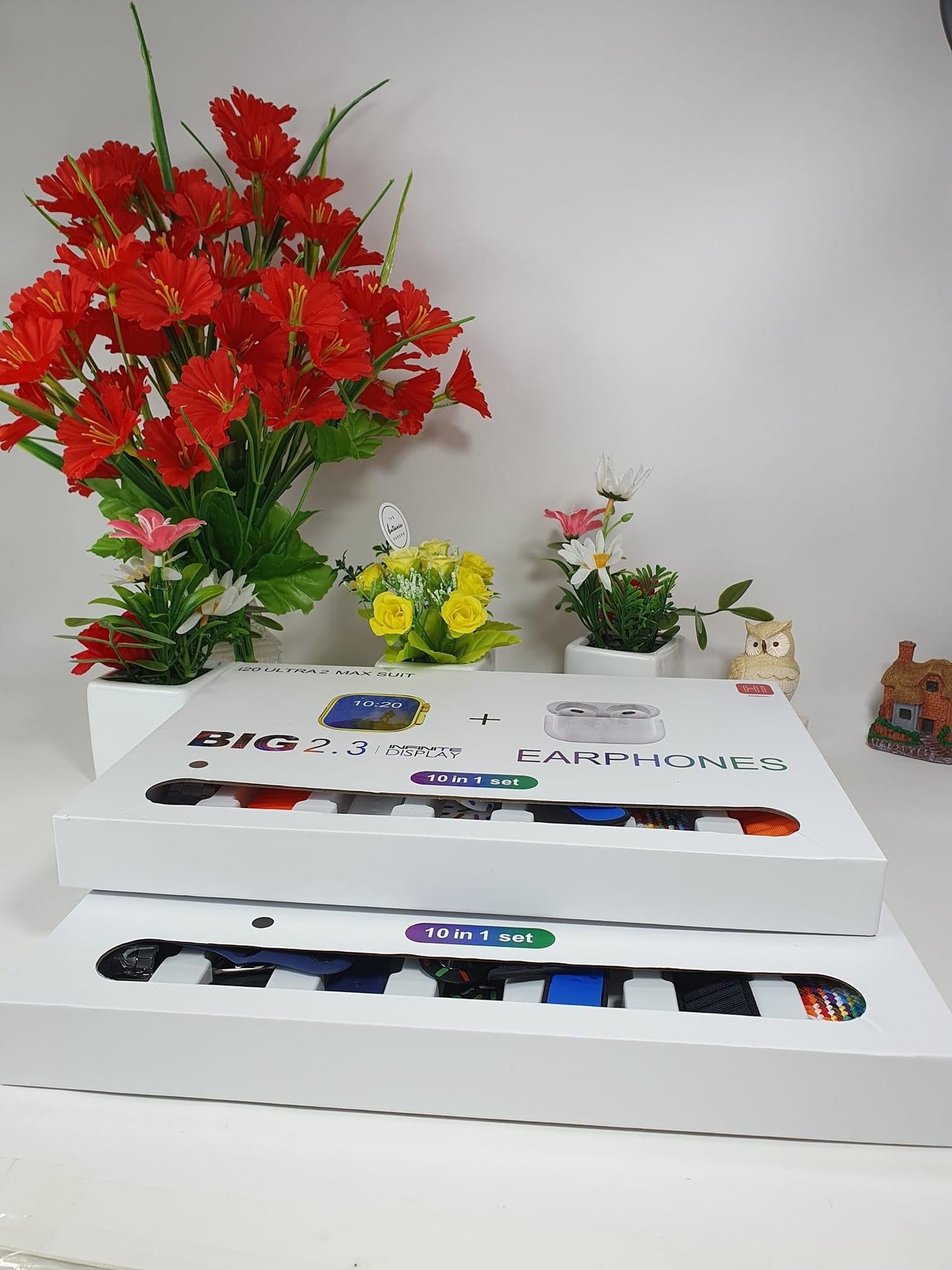 i20 Ultra Pro Max 10 in 1 with AirPods Pro 2 | 7 Straps | Luxury Gift